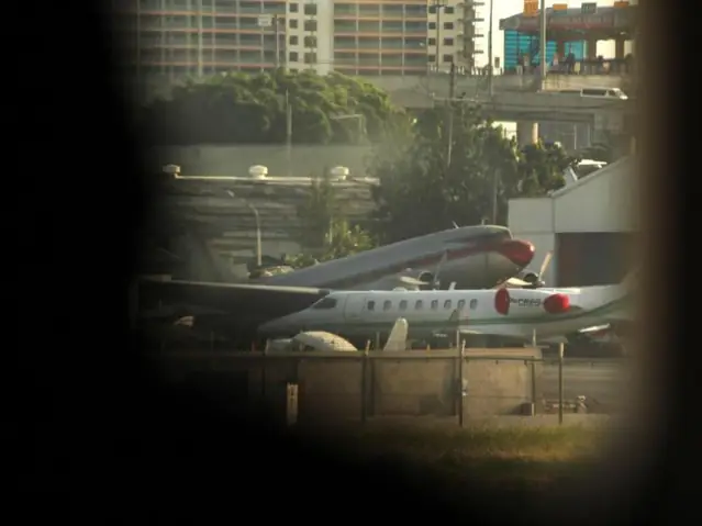 Từ Cessna Đến Boeing: 27 Máy Bay Bỏ Hoang Gây “choáng“ Ở Manila Từ Cessna Đến Boeing: 27 Máy Bay Bỏ Hoang Gây “choáng“ Ở Manila