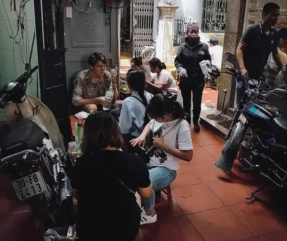 Sau Hành Trình Du Lịch Xuyên Việt, Cặp Đôi Jota Be Và Renée Đã Có Cơ Hội Thưởng Thức Nhiều Món Ăn Ngon Trải Dài Từ Bắc Đến Nam. Theo Chia Sẻ, Cả Hai Ấn Tượng Với Vị Ngon Cân Bằng Trong Các Món Bánh Truyền Thống Đặc Trưng Mỗi Vùng, Miền. Sau Hành Trình Du Lịch Xuyên Việt, Cặp Đôi Jota Be Và Renée Đã Có Cơ Hội Thưởng Thức Nhiều Món Ăn Ngon Trải Dài Từ Bắc Đến Nam. Theo Chia Sẻ, Cả Hai Ấn Tượng Với Vị Ngon Cân Bằng Trong Các Món Bánh Truyền Thống Đặc Trưng Mỗi Vùng, Miền.