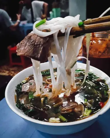 Sau Hành Trình Du Lịch Xuyên Việt, Cặp Đôi Jota Be Và Renée Đã Có Cơ Hội Thưởng Thức Nhiều Món Ăn Ngon Trải Dài Từ Bắc Đến Nam. Theo Chia Sẻ, Cả Hai Ấn Tượng Với Vị Ngon Cân Bằng Trong Các Món Bánh Truyền Thống Đặc Trưng Mỗi Vùng, Miền. Sau Hành Trình Du Lịch Xuyên Việt, Cặp Đôi Jota Be Và Renée Đã Có Cơ Hội Thưởng Thức Nhiều Món Ăn Ngon Trải Dài Từ Bắc Đến Nam. Theo Chia Sẻ, Cả Hai Ấn Tượng Với Vị Ngon Cân Bằng Trong Các Món Bánh Truyền Thống Đặc Trưng Mỗi Vùng, Miền.