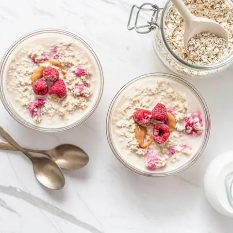 Cách Ăn Yến Mạch Với Sữa Chua