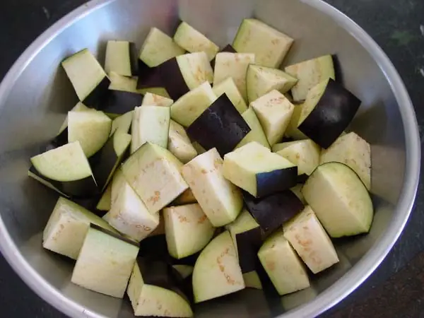 Cách Nấu Món Cà Tím Với Đậu Phụ Ngon Tuyệt Mà Đơn Giản Dễ Làm Cách Nấu Món Cà Tím Với Đậu Phụ Ngon Tuyệt Mà Đơn Giản Dễ Làm