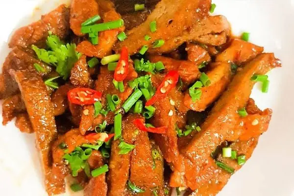 Chả cá kho thịt
