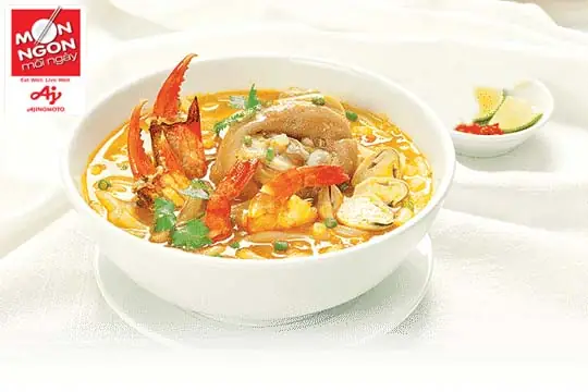 15. Bánh Canh Cua