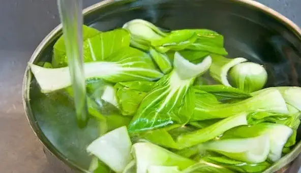 1. Mì xào bò rau cải 1. Mì xào bò rau cải