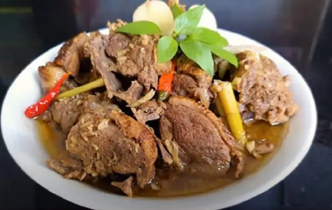 Món Ngon Cuối Tuần: Cách Nấu Ngan Giả Cầy Đậm Đà Chuẩn Vị