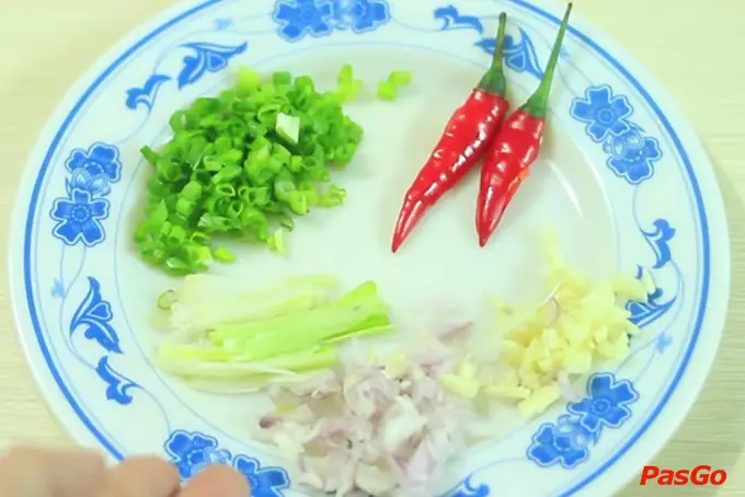 1. Nguyên Liệu Làm Thịt Ba Chỉ Rang Cháy Cạnh