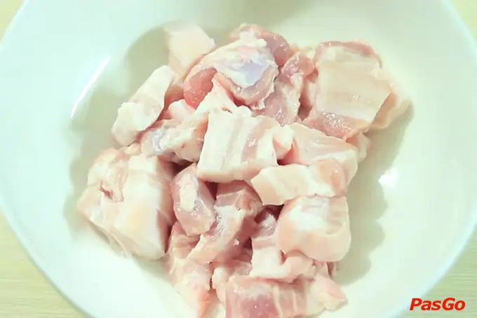 Bước 1: Sơ Chế Thịt Ba Chỉ