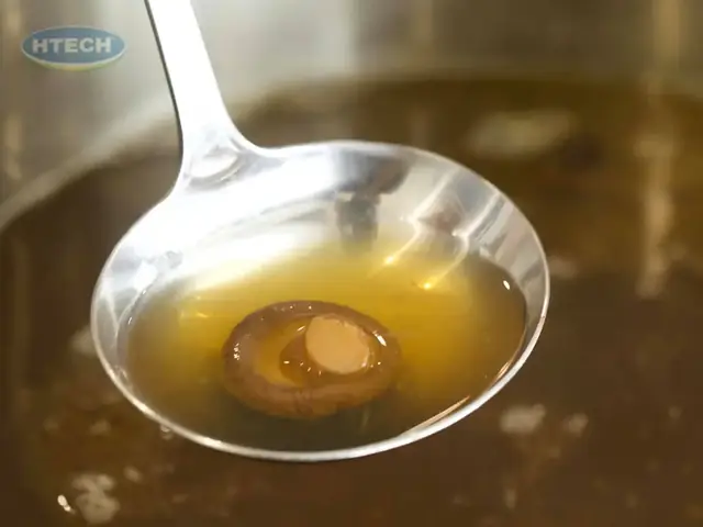 Nấu Nước Lèo Mỳ Vằn Thắn