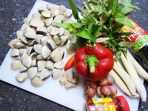 Món Ngao Xào Sả Ớt Sẽ Đem Lại Cho Cả Nhà Bữa Cơm Thêm Hương Vị Hấp Dẫn.