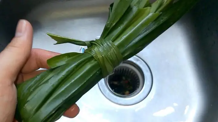 Cách Làm Nha Đam Hạt Chia Đường Phèn