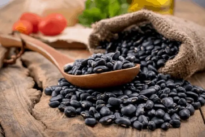 Cách Nấu Chè Hạt Sen Đậu Đen Ngọt Bùi Thơm Ngon Dễ Làm