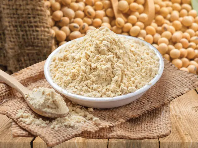 Bột đậu nành rang thơm ngon lợi sức khỏe đẹp dáng da