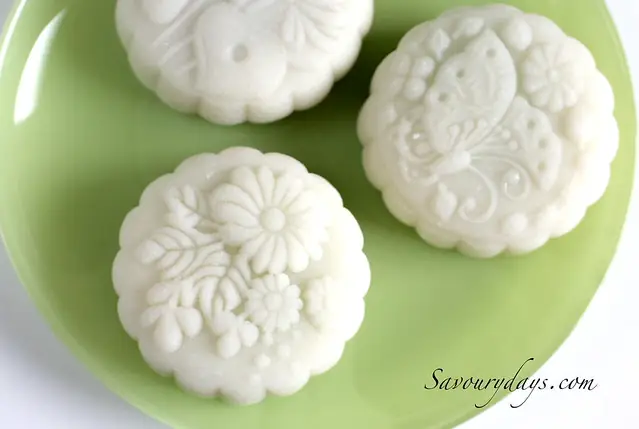 Vietnamese traditional snowskin mooncakes Vietnamese traditional snowskin mooncakes