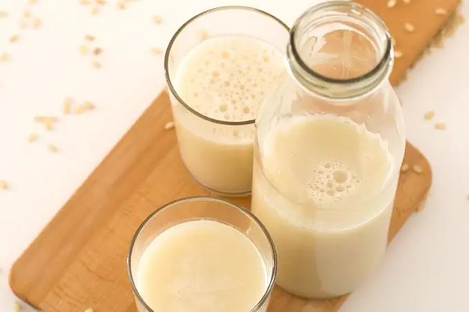 Cách Sử Dụng Nước Gạo Rang Trị Tiêu Chảy Như Thế Nào?