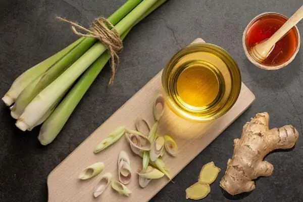 1. Cách Nấu Nước Chanh Sả Gừng Kết Hợp Với Mật Ong