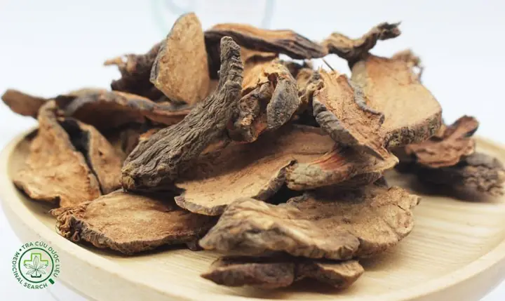 Sử dụng hà thủ ô