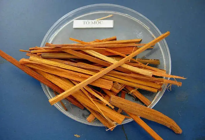 Gỗ Vang (cây Tô Mộc)