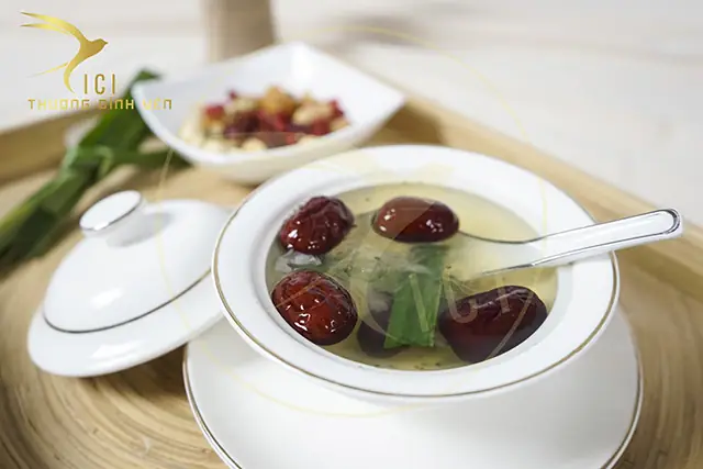 Cách Chưng Yến Táo Đỏ Thực Hiện Ngay Tại Nhà