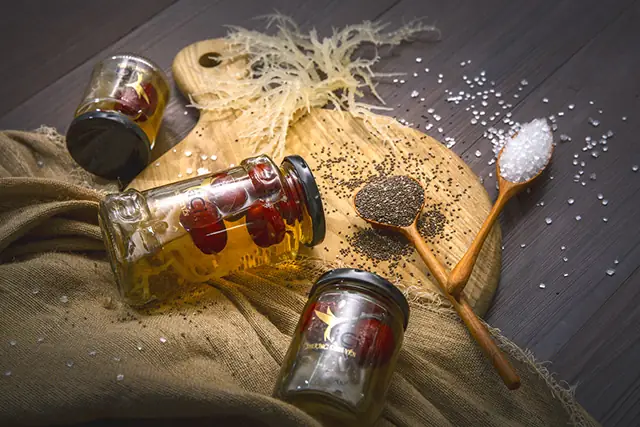 Yến Chưng Đường Phèn Táo Đỏ Công Dụng Và Cách Chế Biến