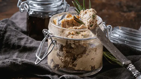 Mẹo Bảo Quản Và Sử Dụng Pate Cho Mèo Hiệu Quả