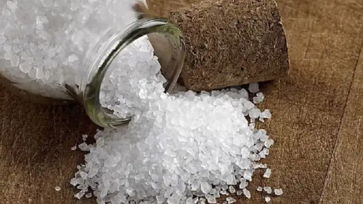 Cách Chưng Cất Phèn Chua Với 5 Bước Đơn Giản Trị Mùi Hôi Cơ Thể Tại Nhà Cách Chưng Cất Phèn Chua Với 5 Bước Đơn Giản Trị Mùi Hôi Cơ Thể Tại Nhà