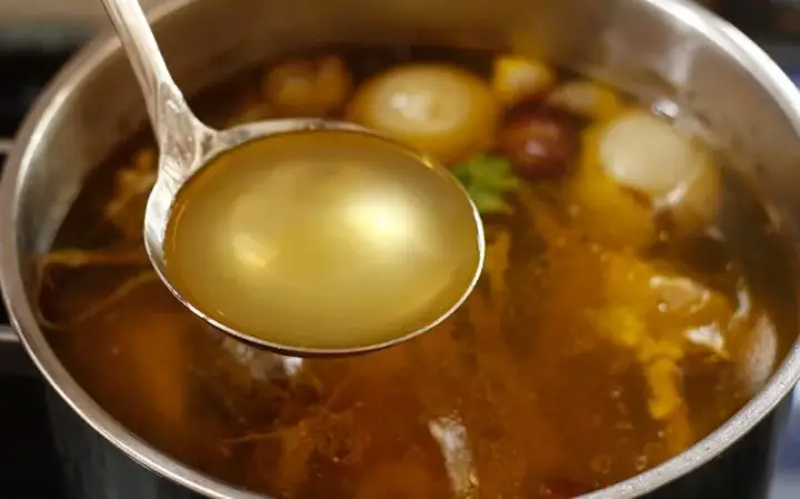 Nấu Nước Dùng Và Làm Bò Sốt Vang