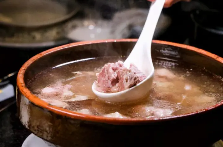 Cách nấu phở không cần hầm xương