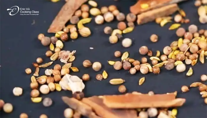 Cách Nấu Phở Gà Kinh Doanh