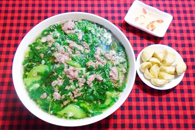 Canh Cua Đồng Nấu Rau Mồng Tơi, Rau Đay