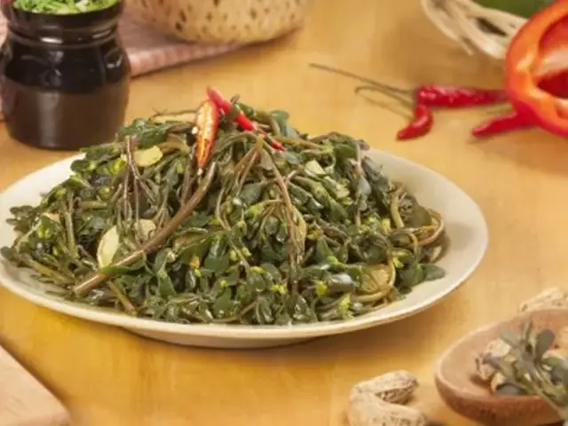 3. Rau sam xào tỏi