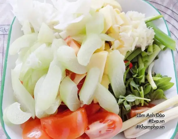 CÁCH NẤU CANH CHUA CÁ HỒI