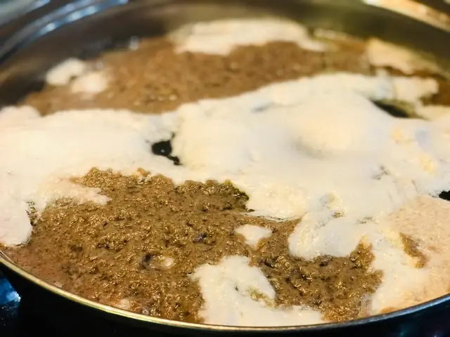 Giadinhnet - Khi Nấu Riêu Cua, Nhiều Chị Em Dù Đã Rất Cố Gắng Nhưng Riêu Cua Không Kết Tảng Thành Miếng Mà Hay Kết Tủa Và Vỡ, Khiến Nhiều Khi Rơi Vào Tình Huống "dở Khóc Dở Cười".