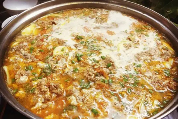 Nấu Riêu Rươi – Công Thức Dân Dã, Dễ Làm