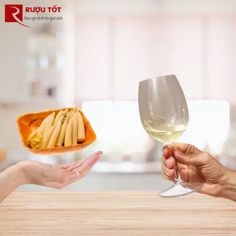 Tổng Quan Về Đặc Điểm Và Hương Vị Của Rượu Ngô Bao Tử