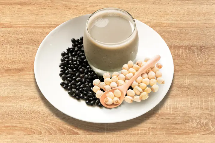 4Cách làm sữa đậu đen với hạt sen