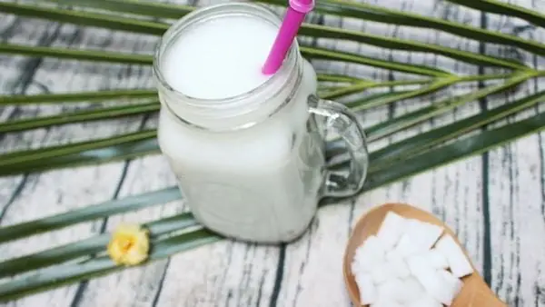 Cách bảo quản và sử dụng sữa dừa