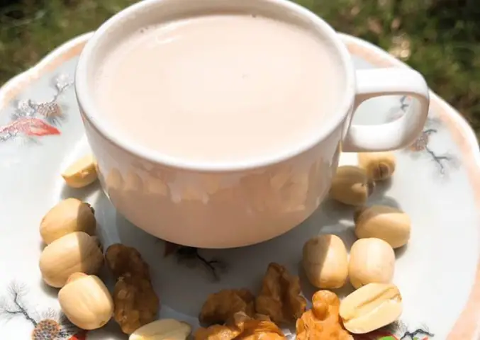 Nguyên liệu cần chuẩn bị cho món sữa óc chó hạt sen