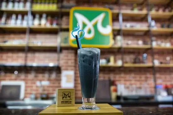 Sữa Mè Đen Với Hương Vị Hấp Dẫn