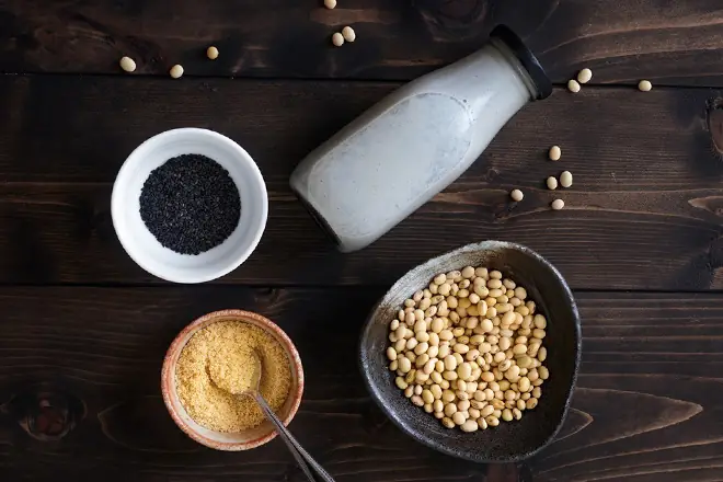 Cách làm sữa đậu nành mè đen thơm ngon bổ dưỡng