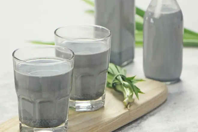 Cách làm sữa đậu nành mè đen thơm ngon bổ dưỡng