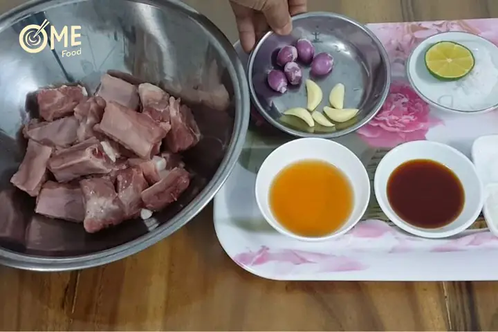 1. Chuẩn Bị Nguyên Liệu và Dụng Cụ Thực Hiện