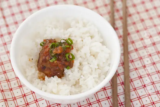 Trời Lạnh Ăn Bát Cơm Nóng Với Miếng Sườn Xào Chua Ngọt Thì Còn Gì Bằng Nhỉ ;)