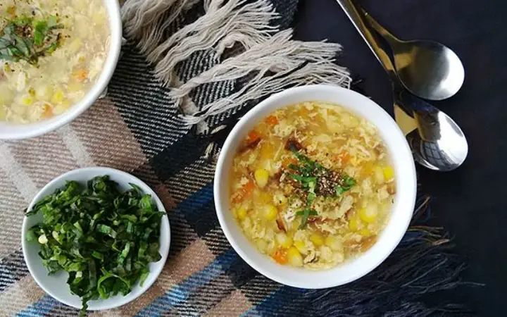 2.2. Thực Hiện Món Súp Trứng Ngô 2.2. Thực Hiện Món Súp Trứng Ngô