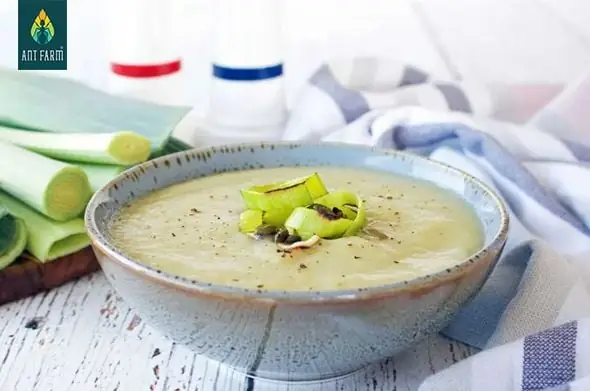 Công Thức Nấu Súp Khoai Tây Kiểu Âu