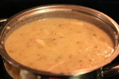 Mách bạn cách nấu cháo thịt gà đỗ xanh thơm ngon bổ dưỡng.