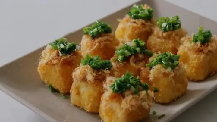 Đậu Hũ Non Chiên Trứng Muối