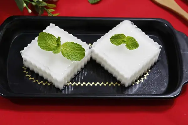 MÃ³n tháº¡ch dá»«a thanh mÃ¡t giÃ²n dai sáº§n sáº­t