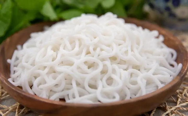 2. Mua Bún Tươi 2. Mua Bún Tươi