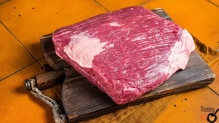 Thành Phần Của Thịt Bò Đóng Hộp Là Gì? Dinh Dưỡng Của Thịt Bò Đóng Hộp