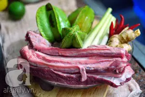 Bò kho khế hấp dẫn chính bởi sự đơn giản trong cả cách chế biến lẫn hương vị.